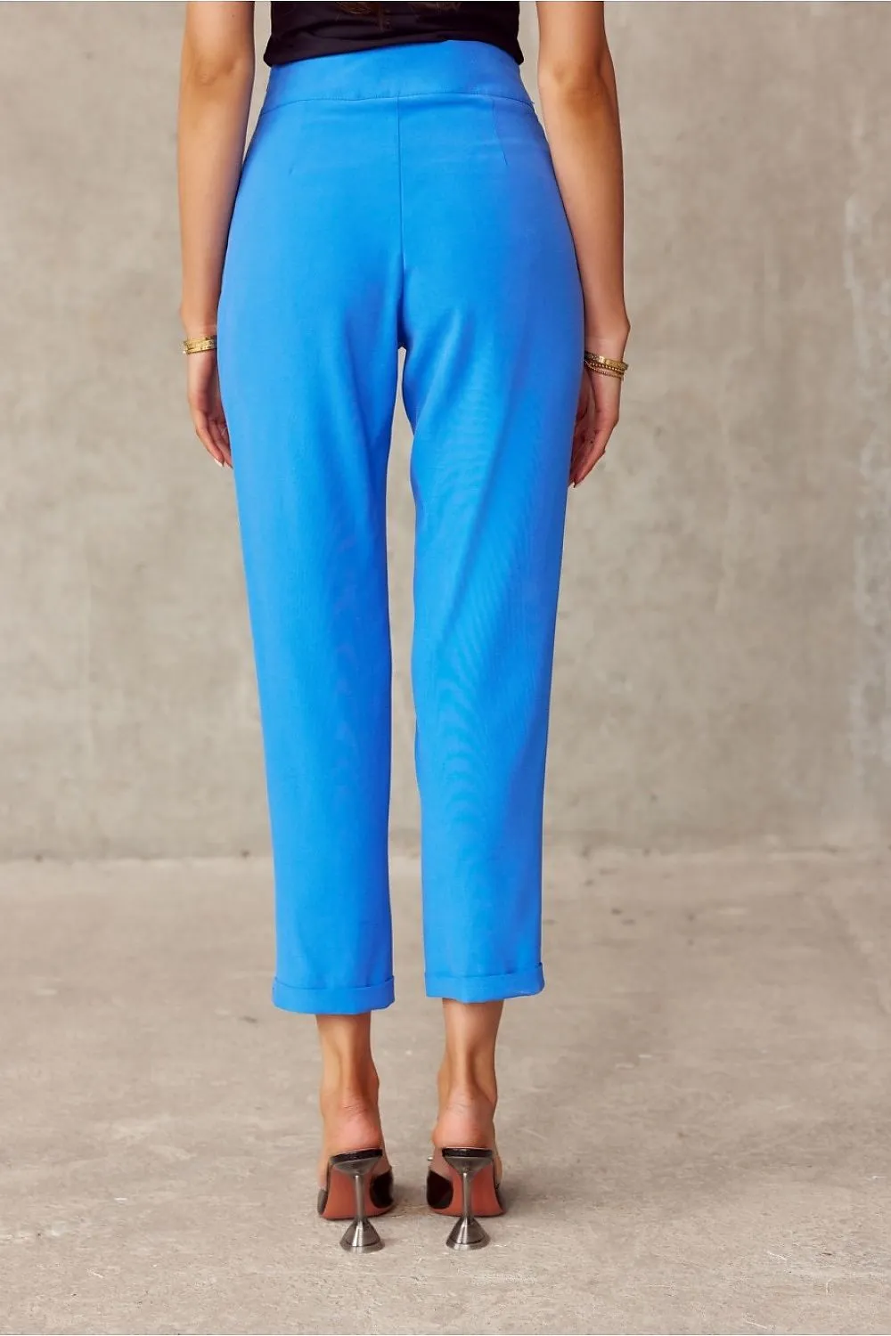 Chic Straight-Leg Trousers by Roco Fashion