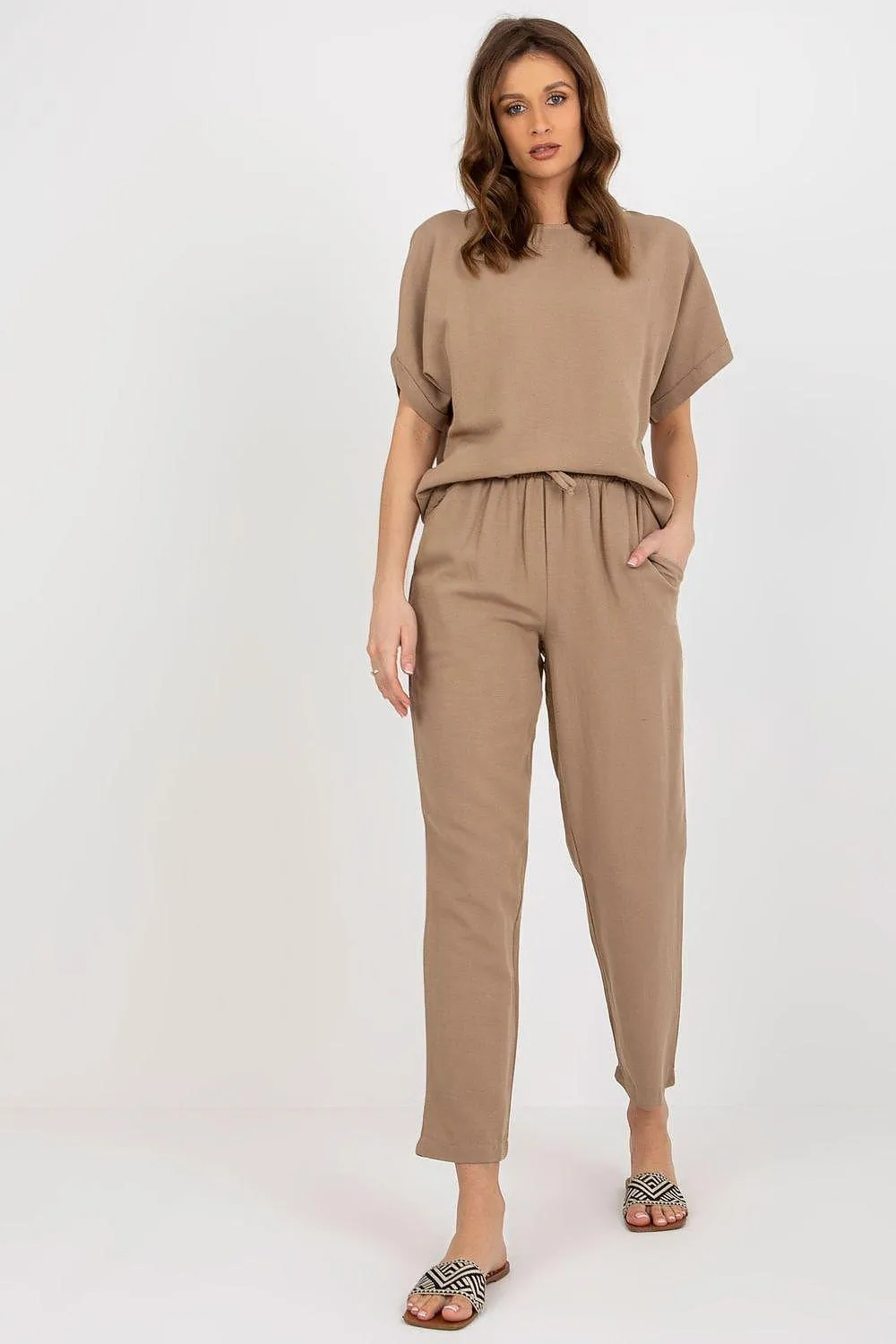 Chic Summer Set: Parisian Blouse & Tailored High-Waisted Pants