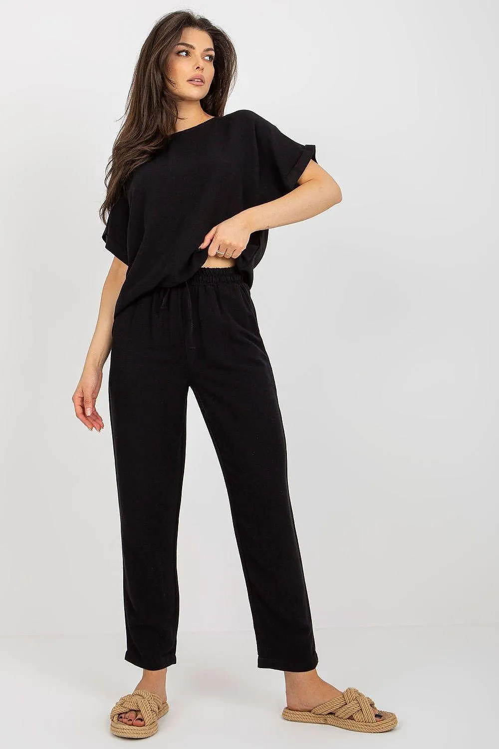 Chic Summer Set: Parisian Blouse & Tailored High-Waisted Pants