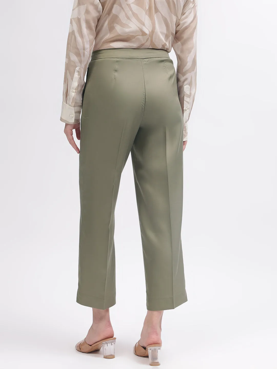 Gant Women Green Solid Relaxed Fit Trouser