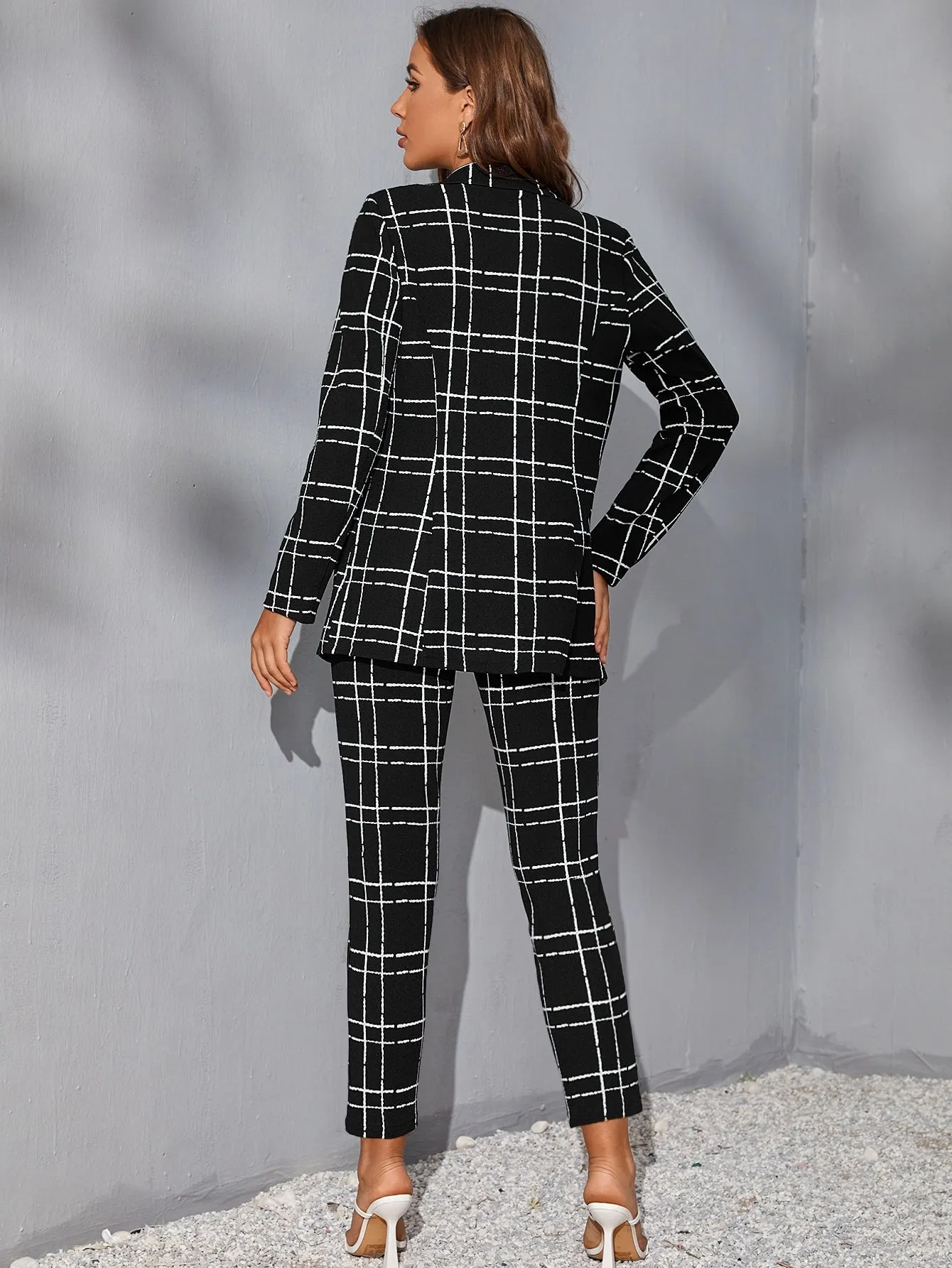 Privé Plaid Print Lapel Neck Blazer & Pants