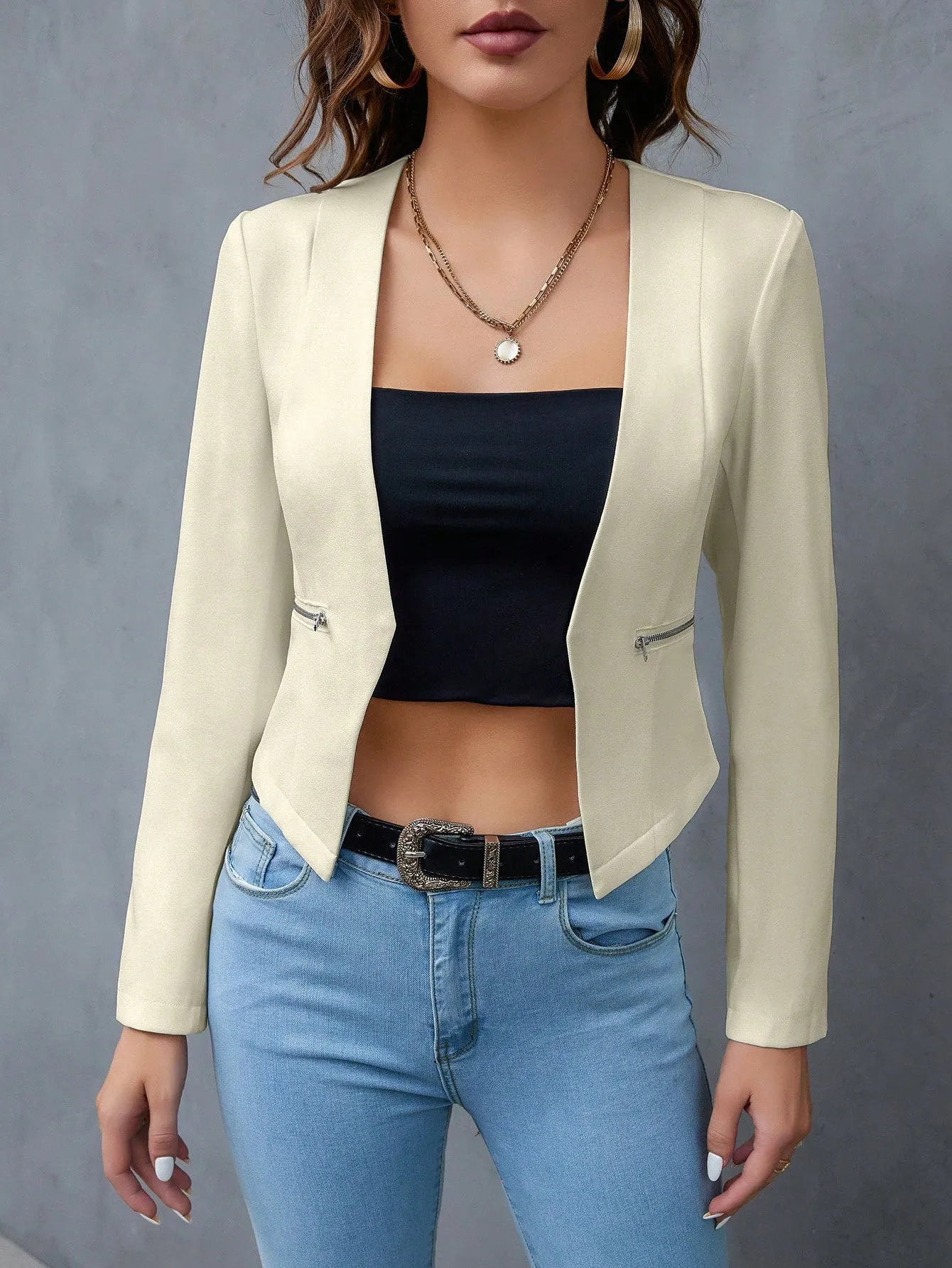 Privé Solid Open Front Crop Blazer