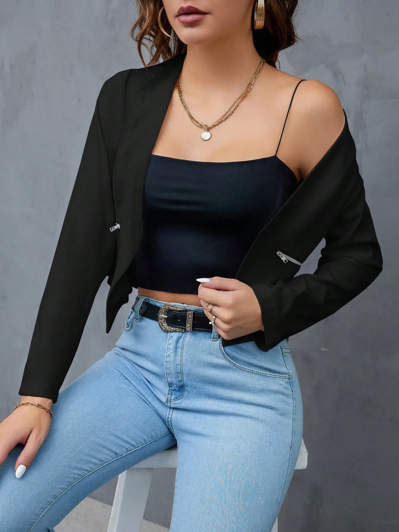 Privé Solid Open Front Crop Blazer